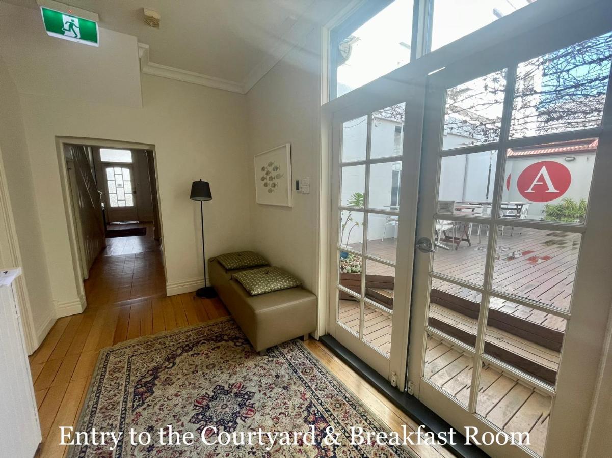 Athelstane House 4* Queenscliff