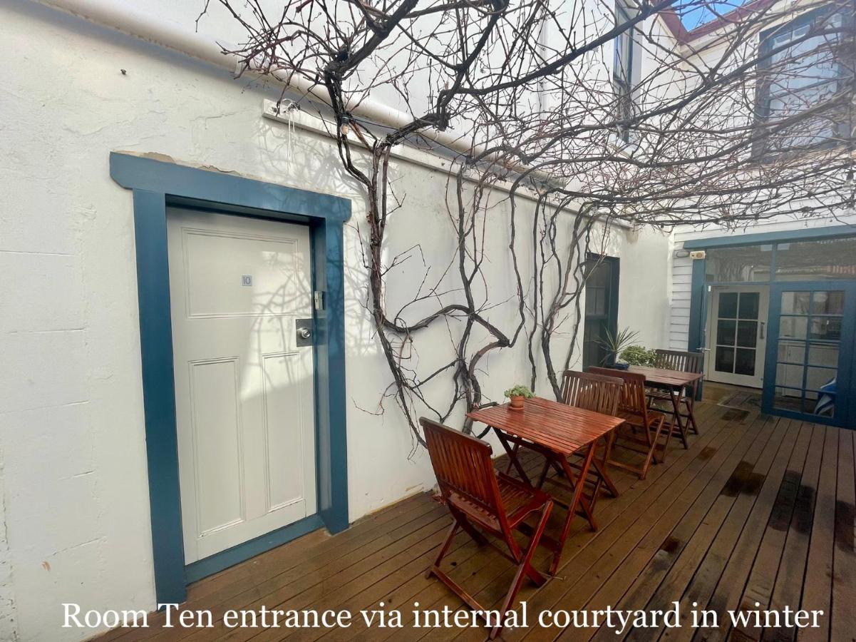 Athelstane House Inn Queenscliff